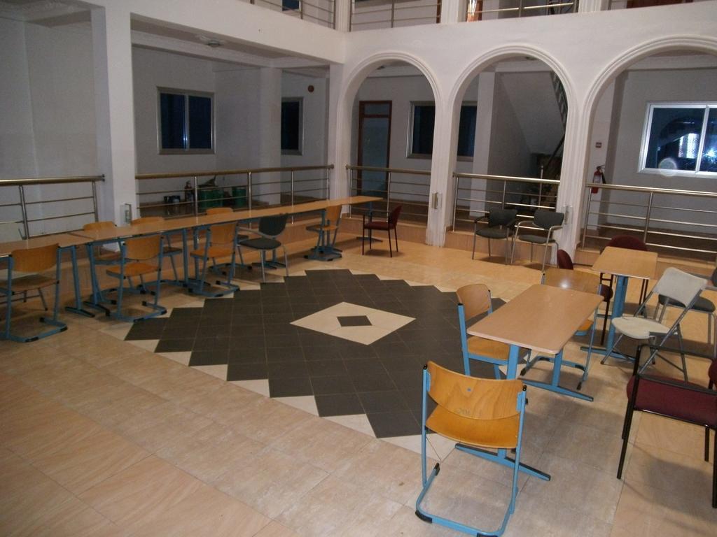 Pemicsa Hotel Accra Spintex المظهر الخارجي الصورة
